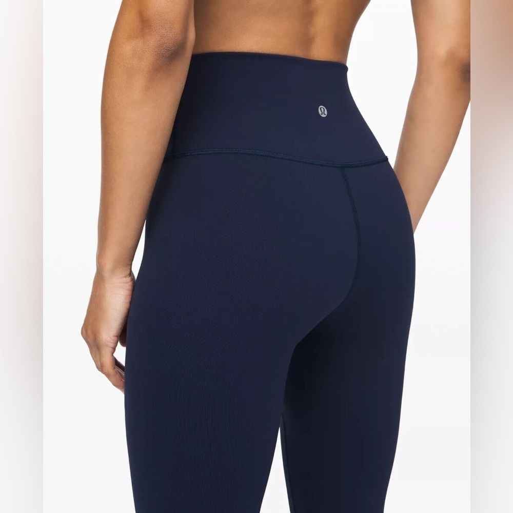 Lululemon Wunder Under High-Rise 7/8 Tight- Navy Blue / size 2 - Picture 2 of 14